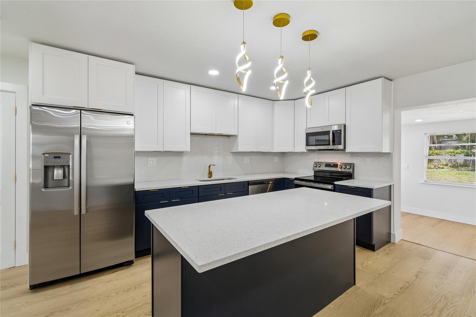 GOLFWOOD ESTATES UNIT 01 - Residential