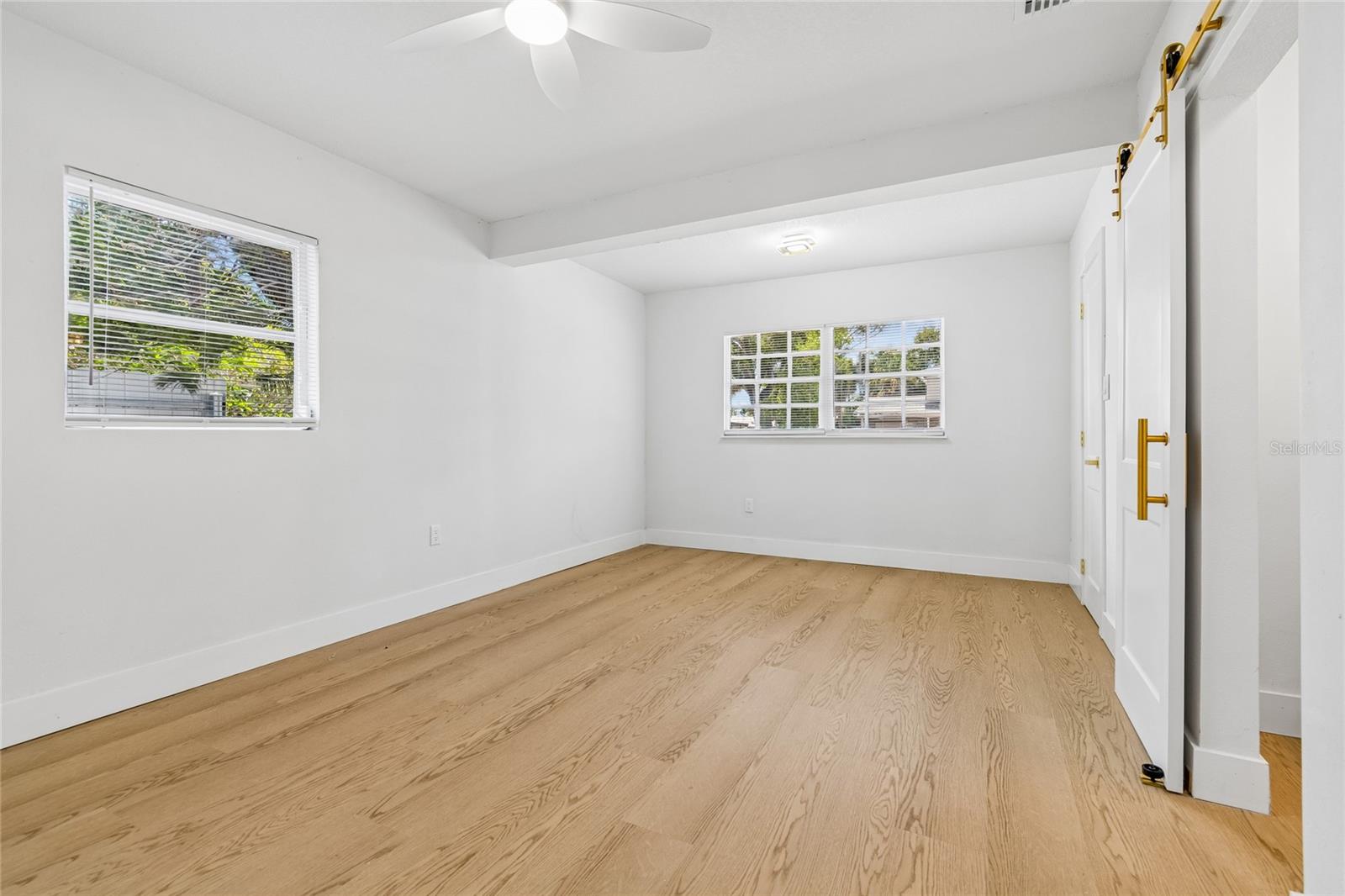 GOLFWOOD ESTATES UNIT 01 - Residential