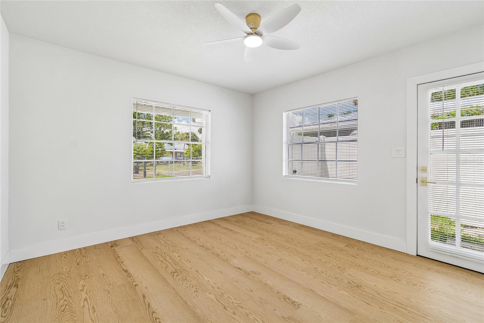 GOLFWOOD ESTATES UNIT 01 - Residential