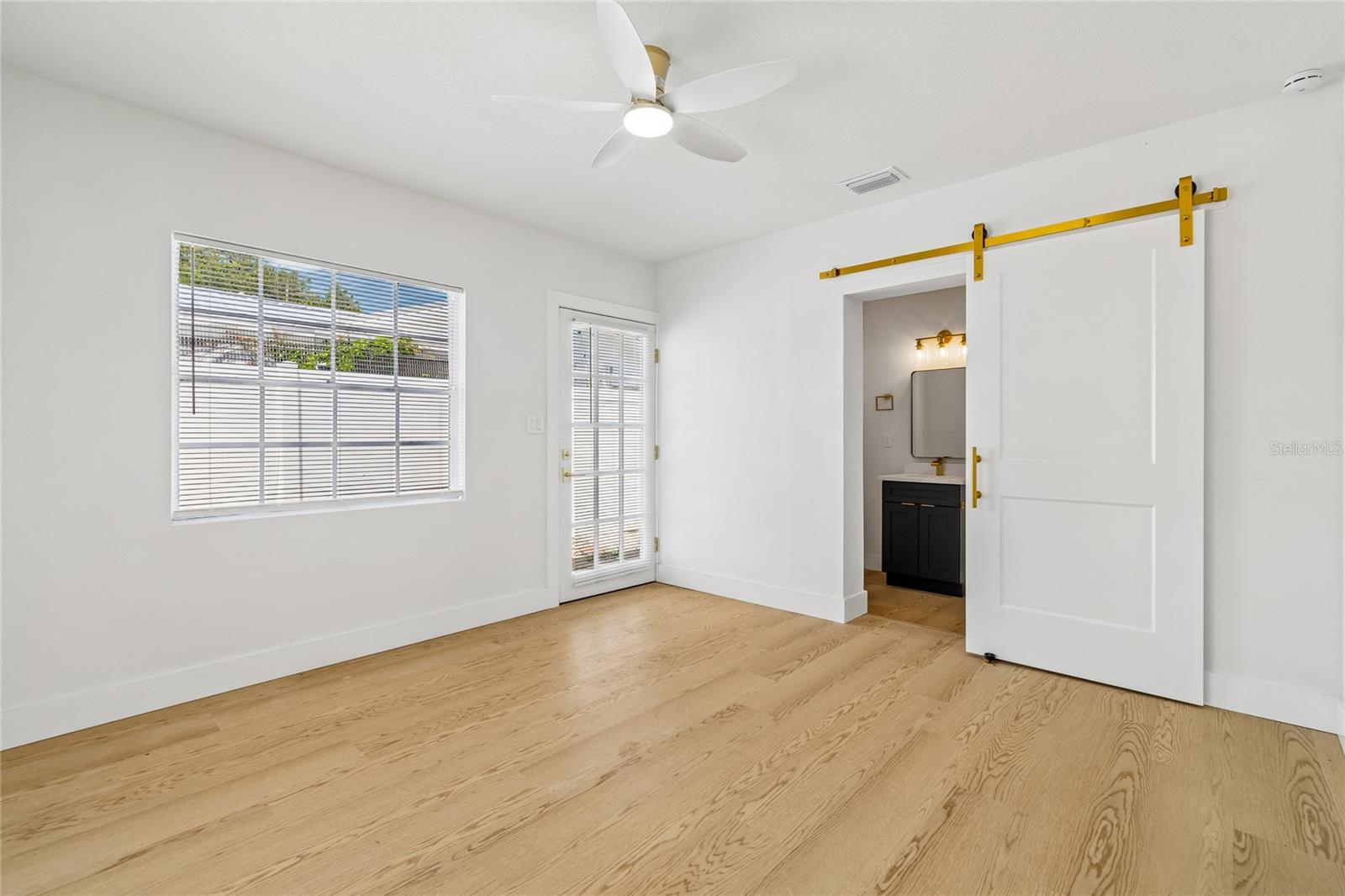 GOLFWOOD ESTATES UNIT 01 - Residential