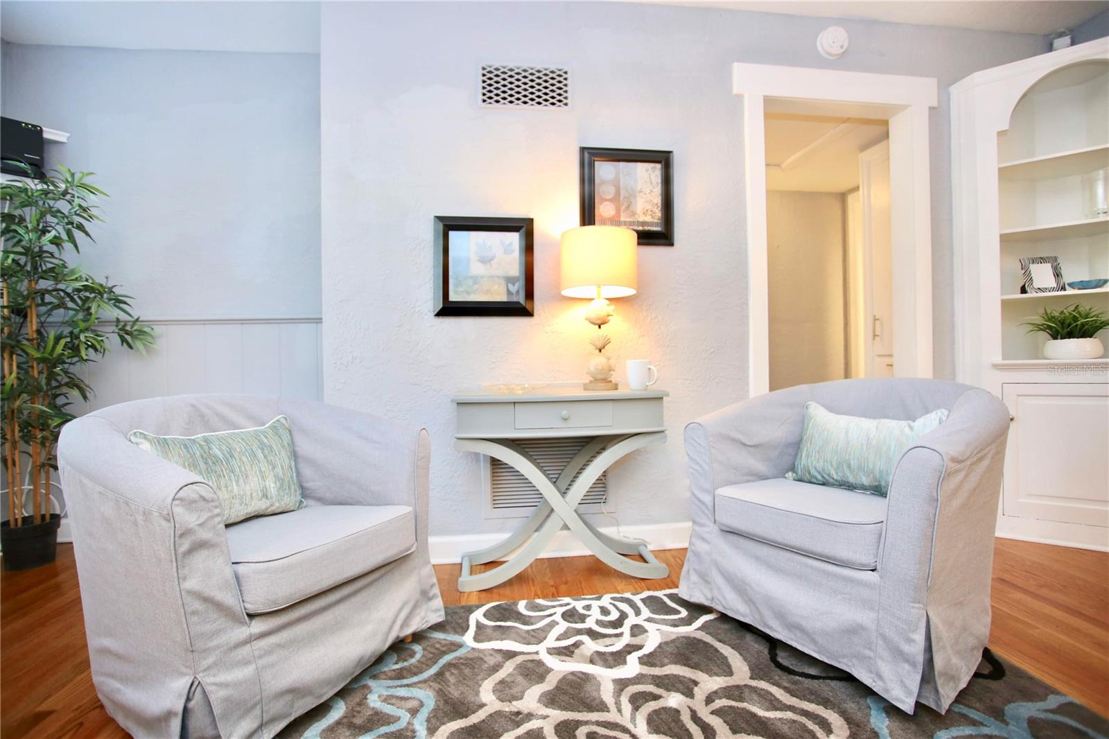 PHILLIPS REP 01 LAKEWOOD - Residential Lease