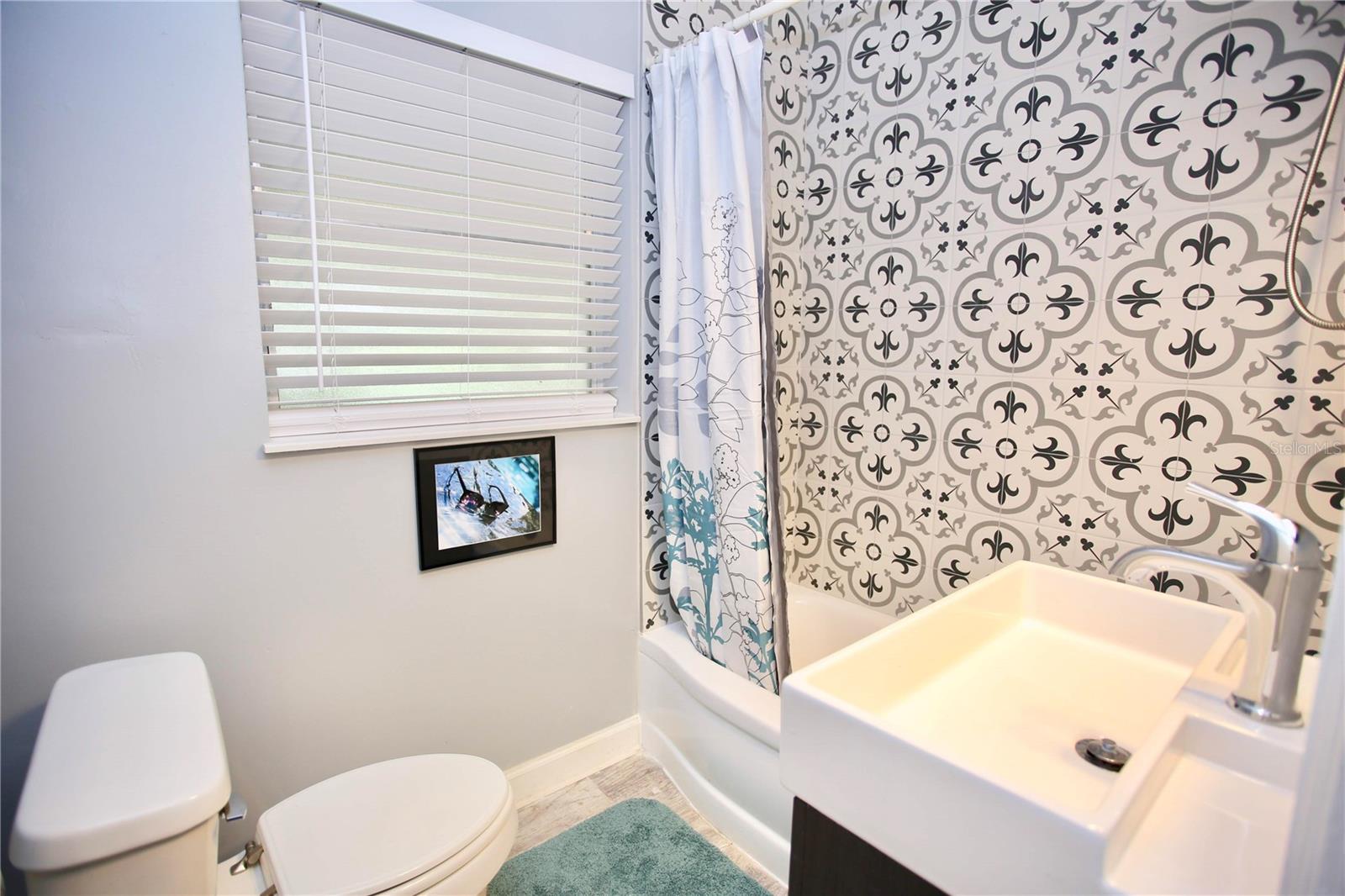PHILLIPS REP 01 LAKEWOOD - Residential Lease