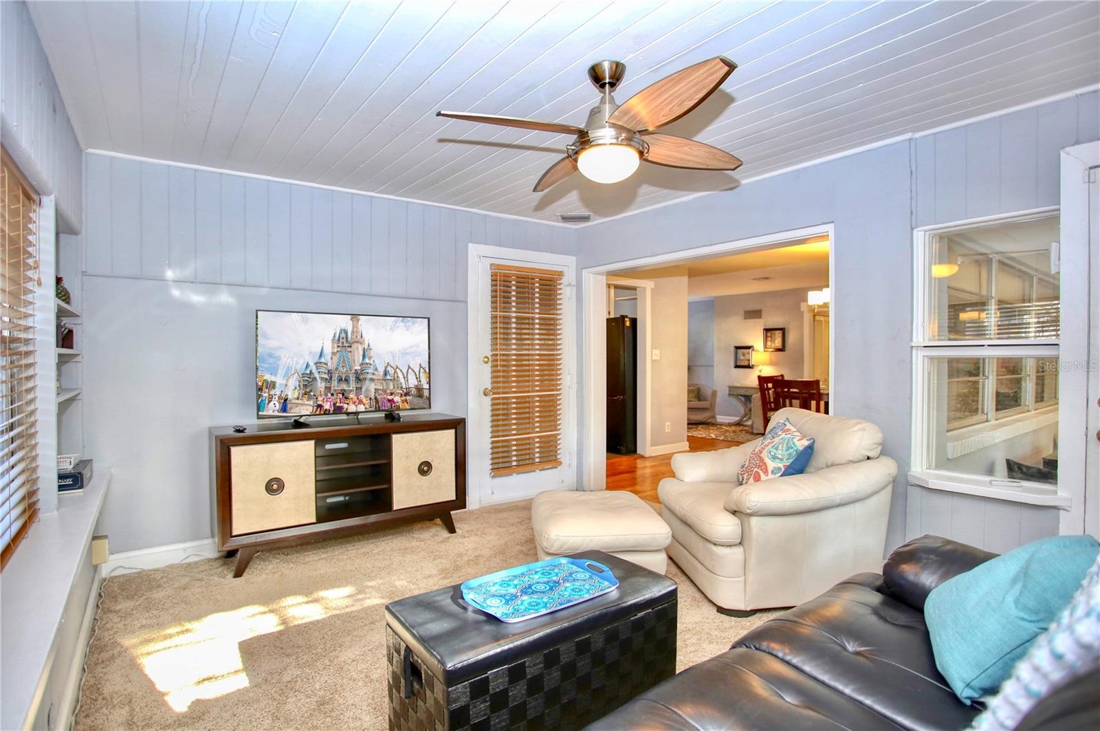 PHILLIPS REP 01 LAKEWOOD - Residential Lease