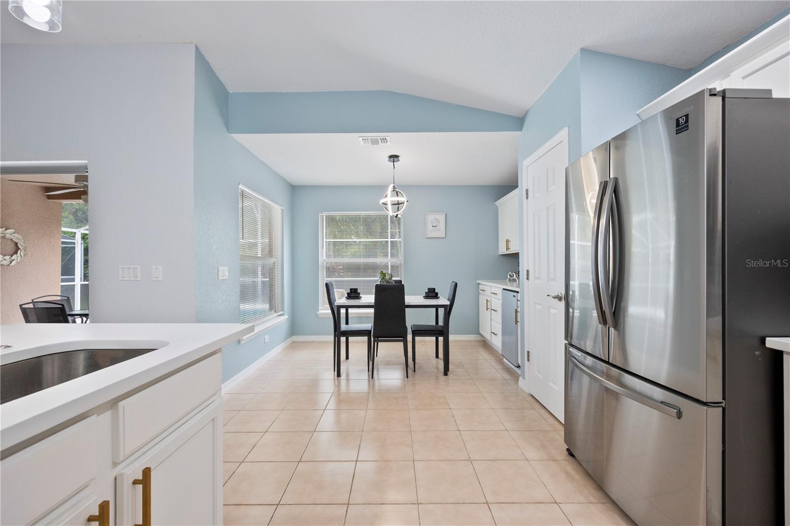 RESERVE AT TOWN CENTER - Residential Lease