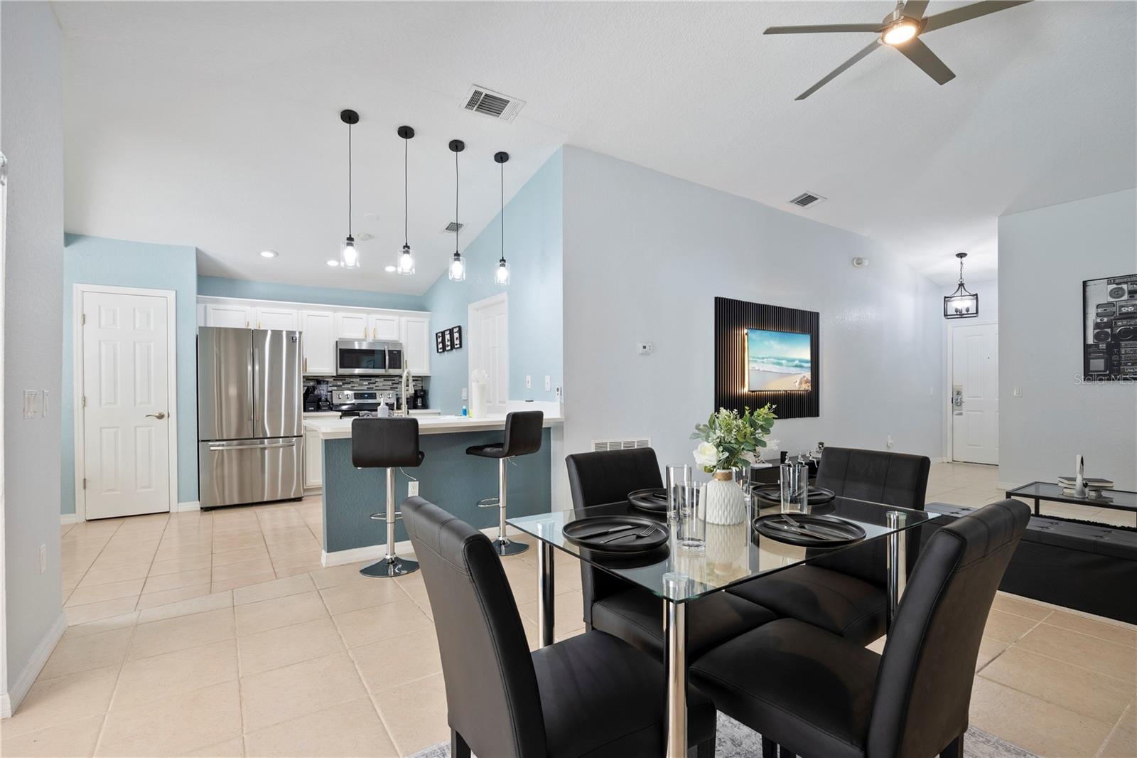 RESERVE AT TOWN CENTER - Residential Lease
