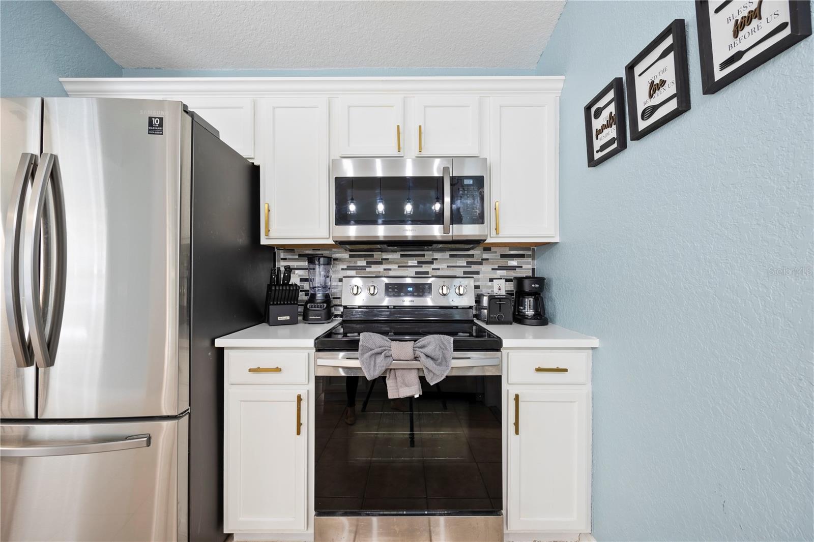 RESERVE AT TOWN CENTER - Residential Lease