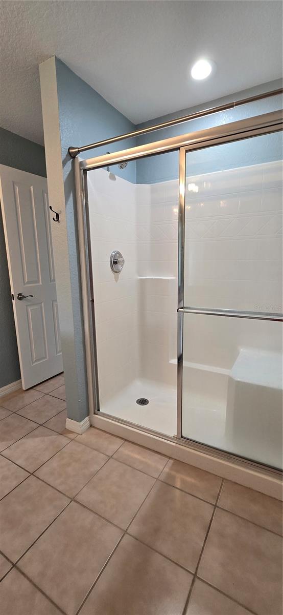 RESERVE AT TOWN CENTER - Residential Lease