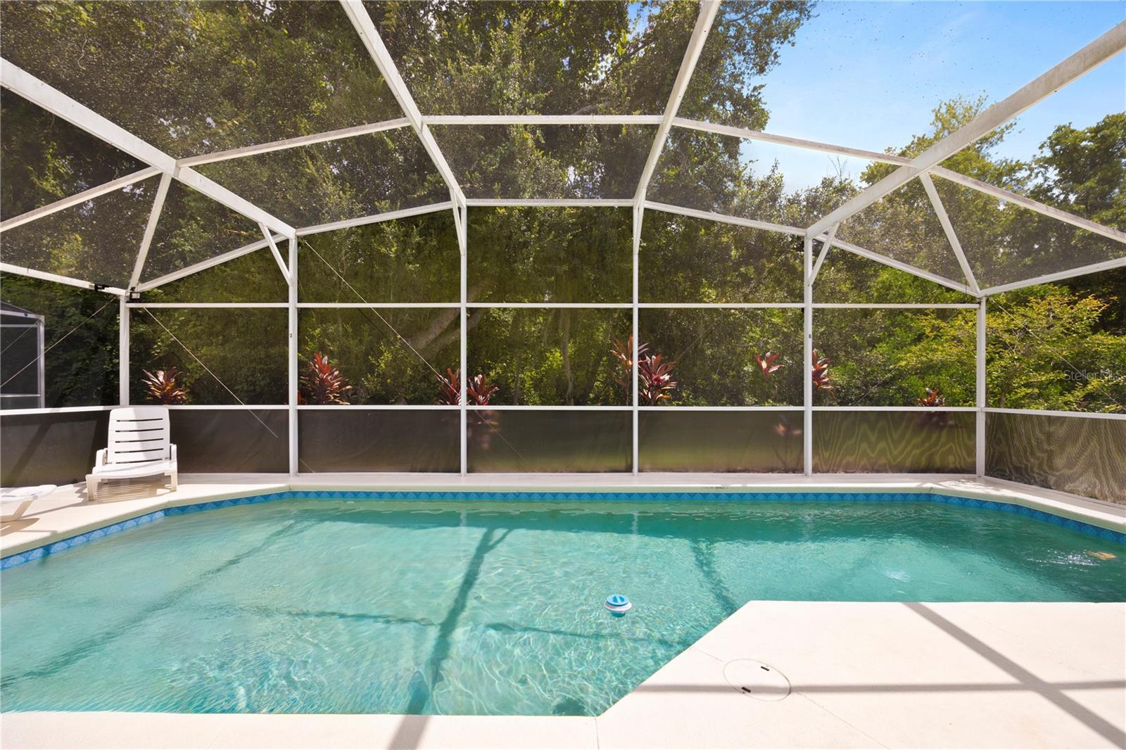 RESERVE AT TOWN CENTER - Residential Lease