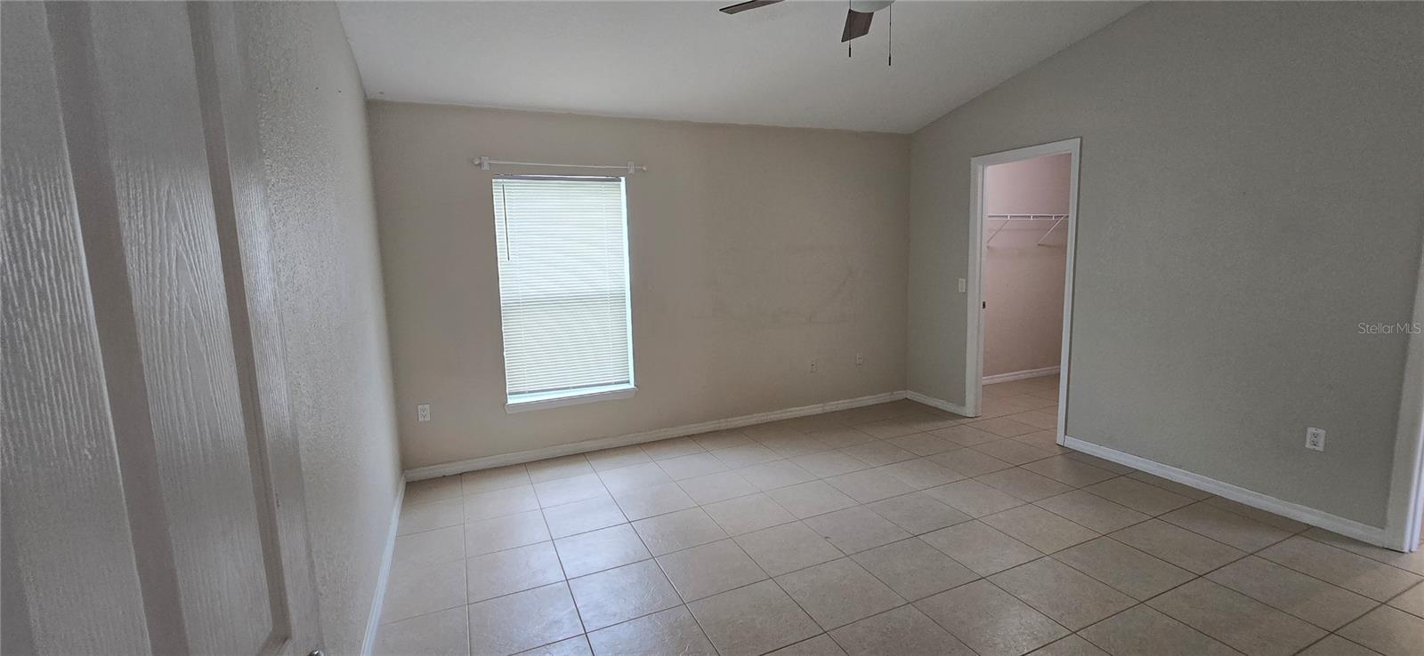 RESERVE AT TOWN CENTER - Residential Lease