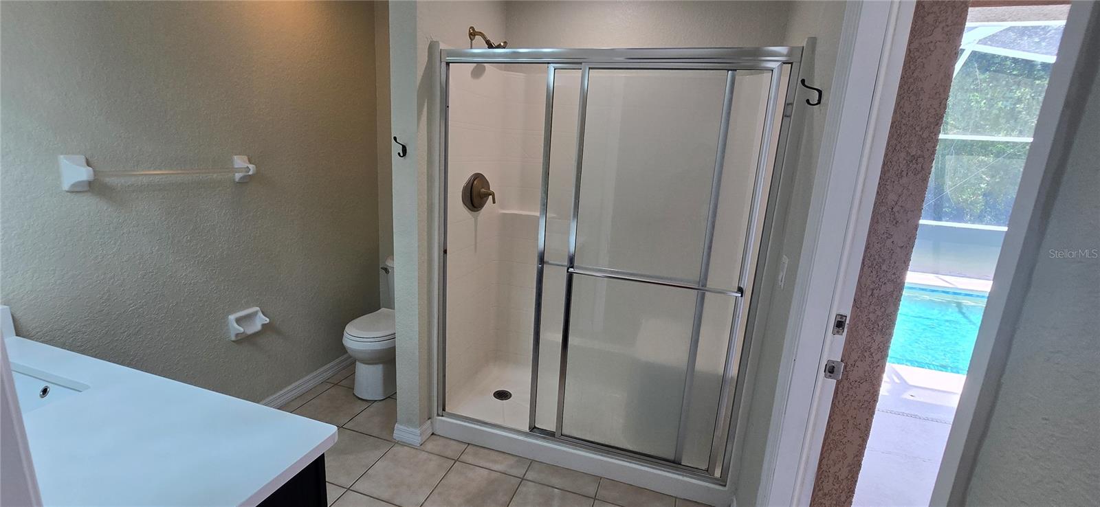 RESERVE AT TOWN CENTER - Residential Lease