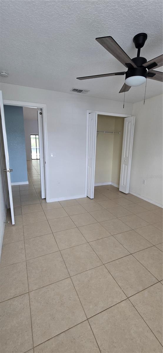 RESERVE AT TOWN CENTER - Residential Lease