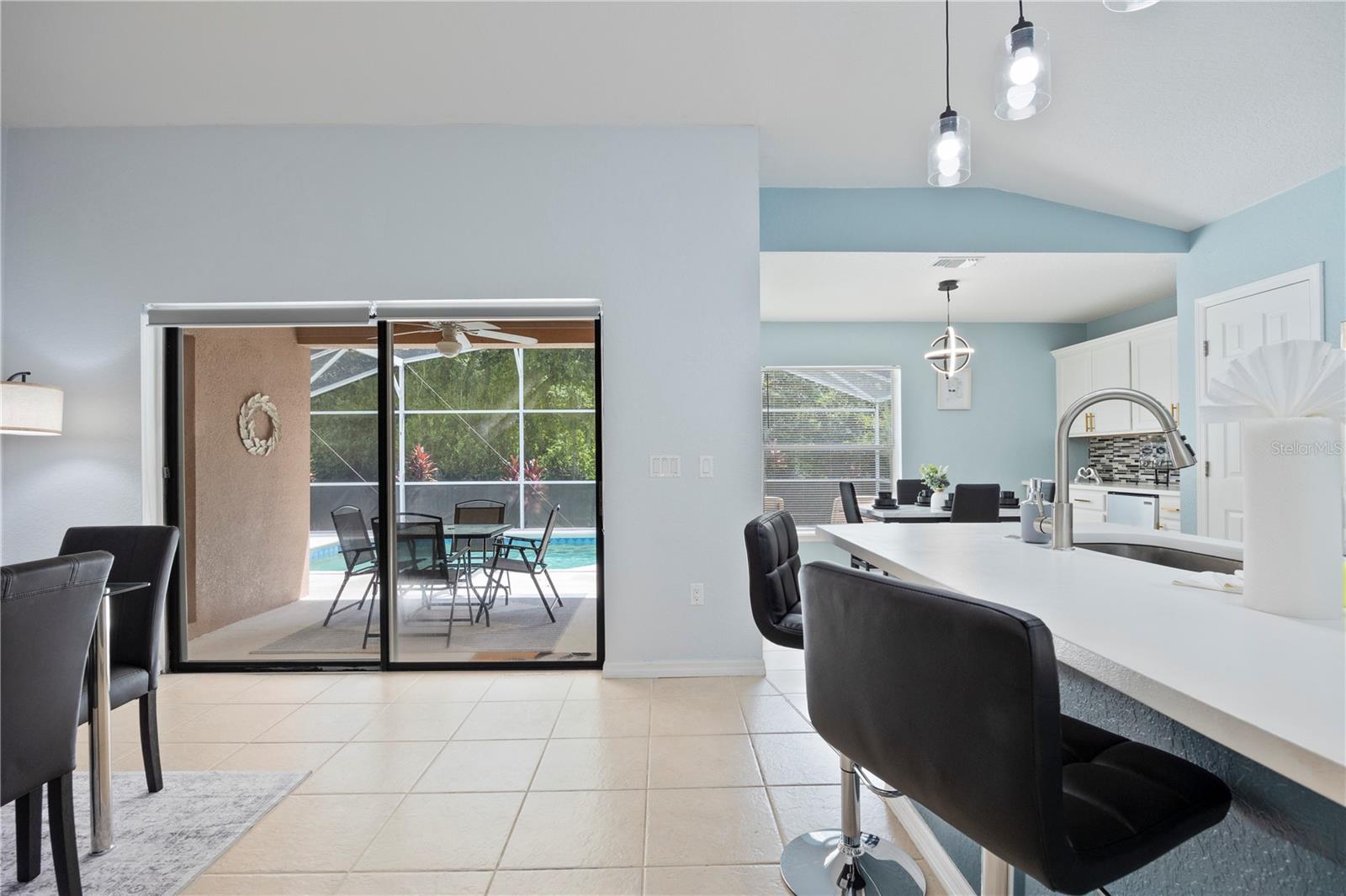 RESERVE AT TOWN CENTER - Residential Lease
