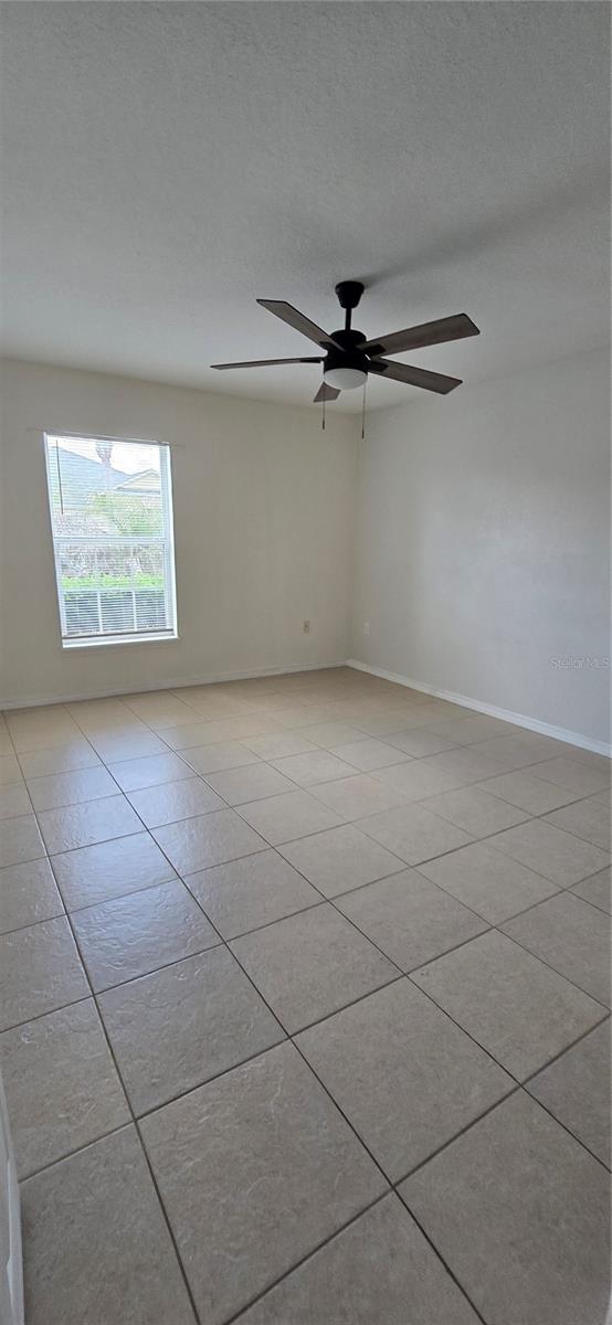 RESERVE AT TOWN CENTER - Residential Lease