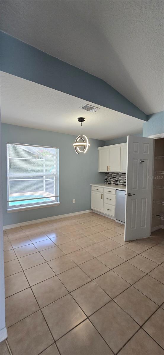 RESERVE AT TOWN CENTER - Residential Lease