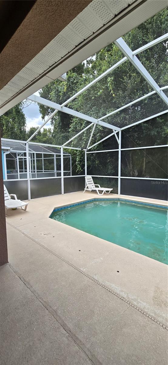 RESERVE AT TOWN CENTER - Residential Lease
