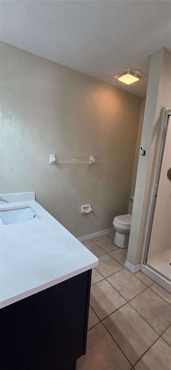 RESERVE AT TOWN CENTER - Residential Lease