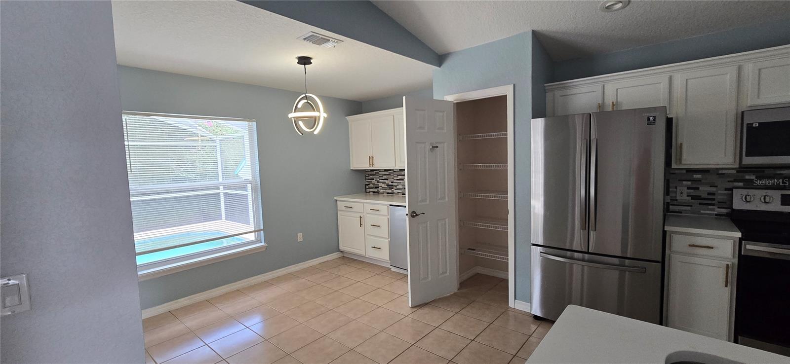RESERVE AT TOWN CENTER - Residential Lease