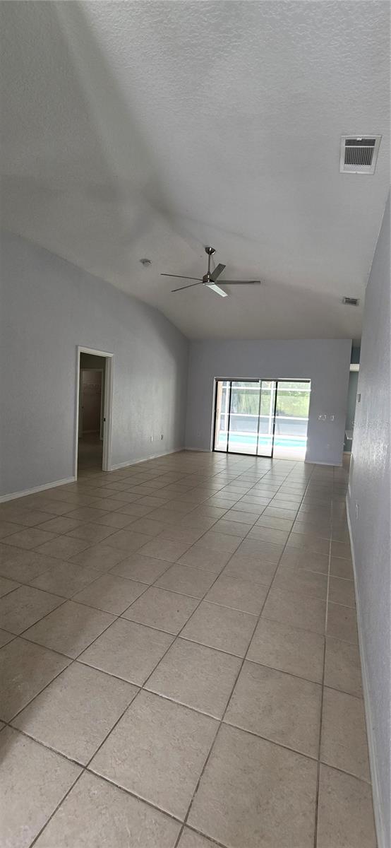 RESERVE AT TOWN CENTER - Residential Lease