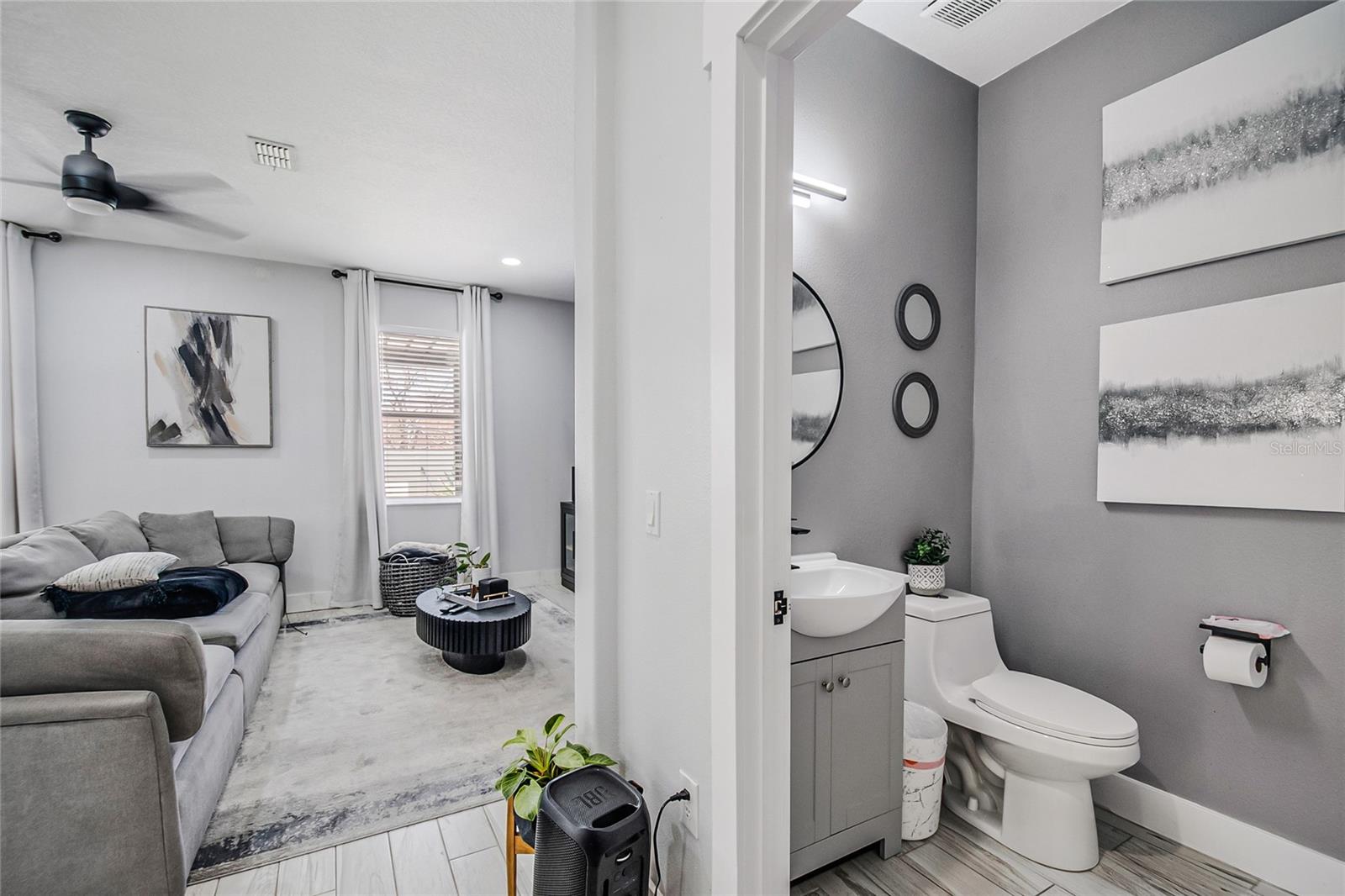 STRATFORD POINTE - Residential
