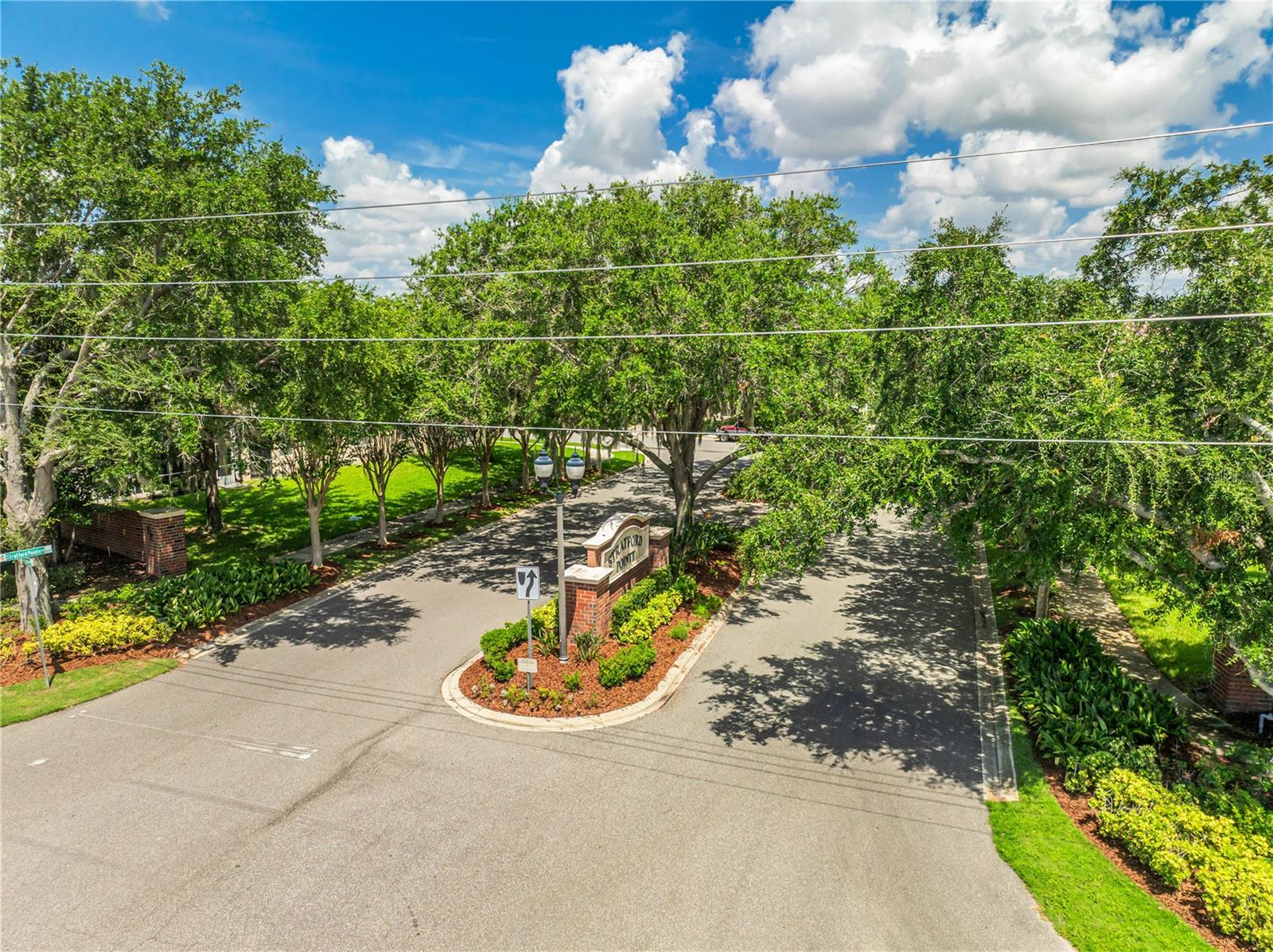 STRATFORD POINTE - Residential