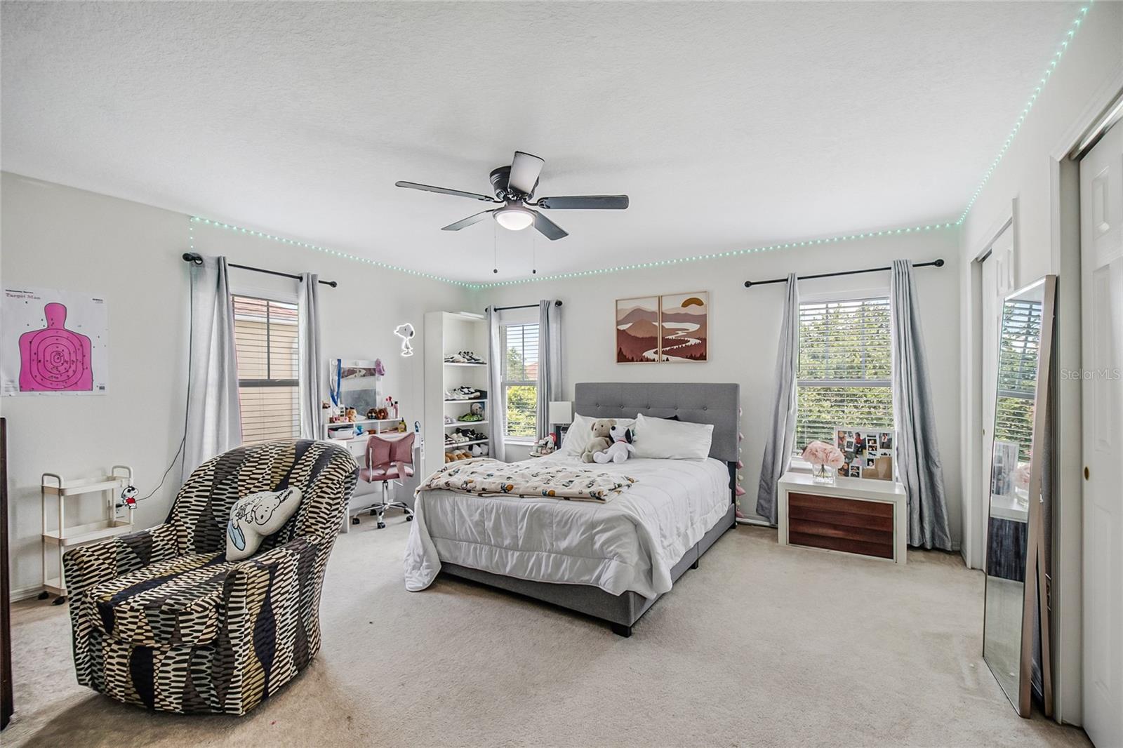 STRATFORD POINTE - Residential