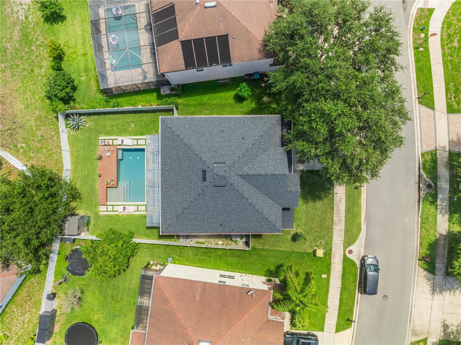 STRATFORD POINTE - Residential