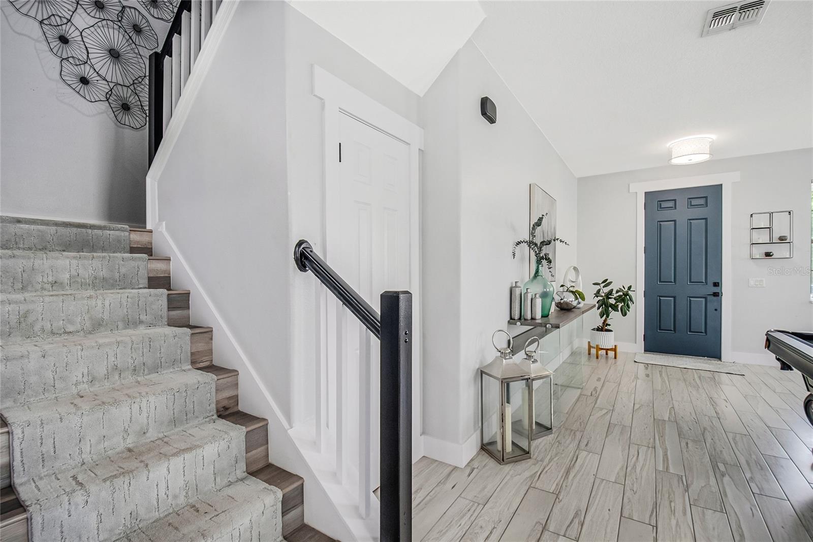 STRATFORD POINTE - Residential