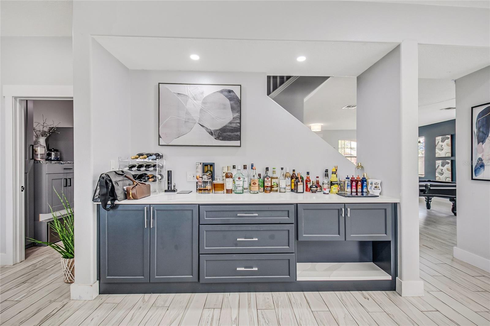 STRATFORD POINTE - Residential