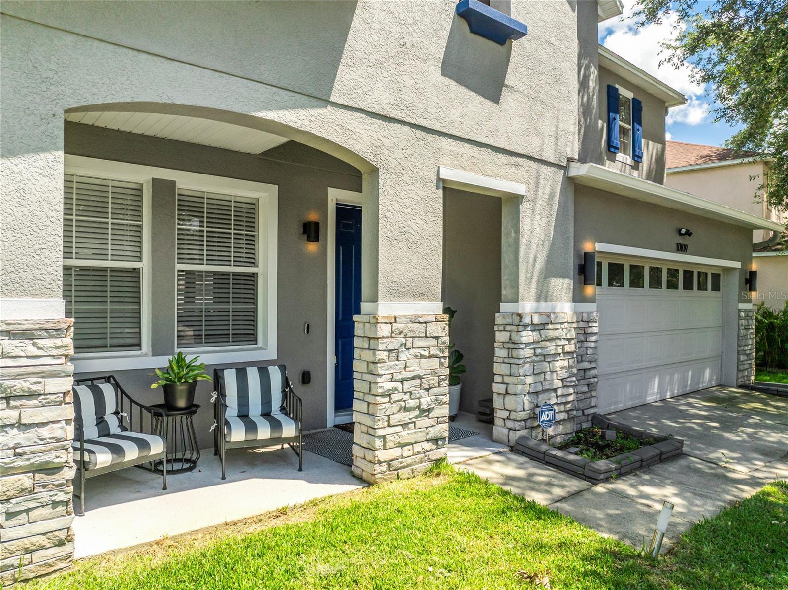 STRATFORD POINTE - Residential