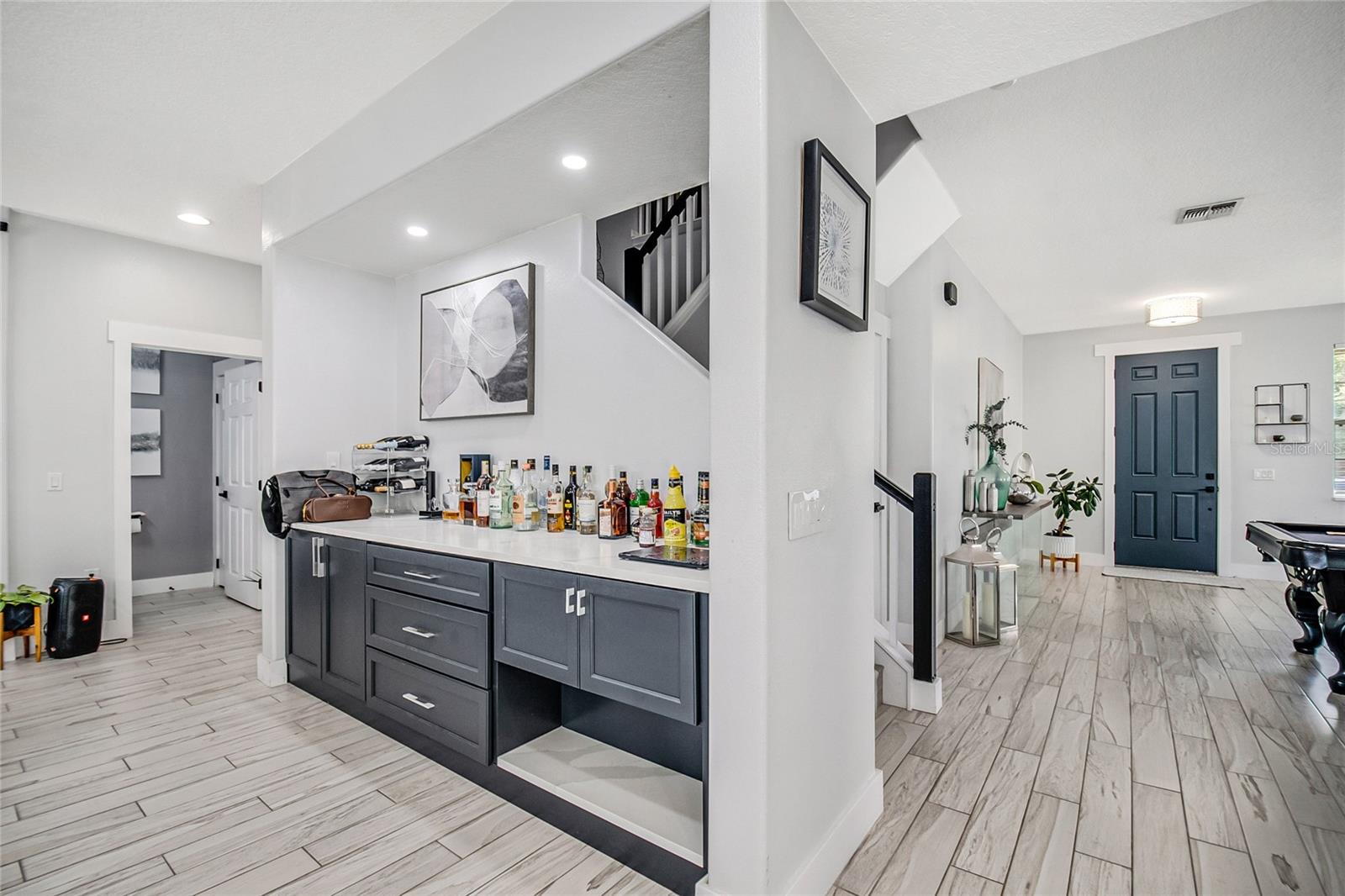 STRATFORD POINTE - Residential