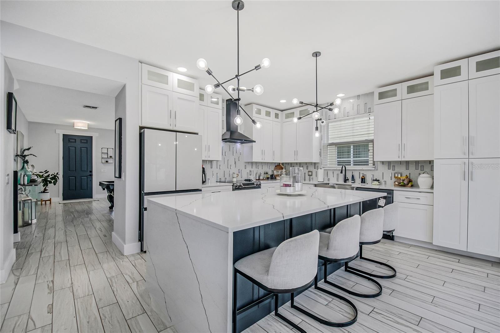 STRATFORD POINTE - Residential