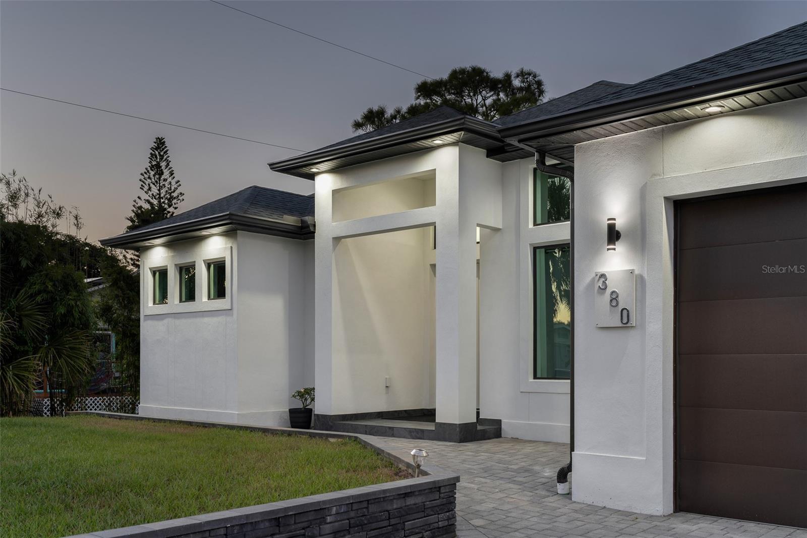 SOUTH VENICE - Residential