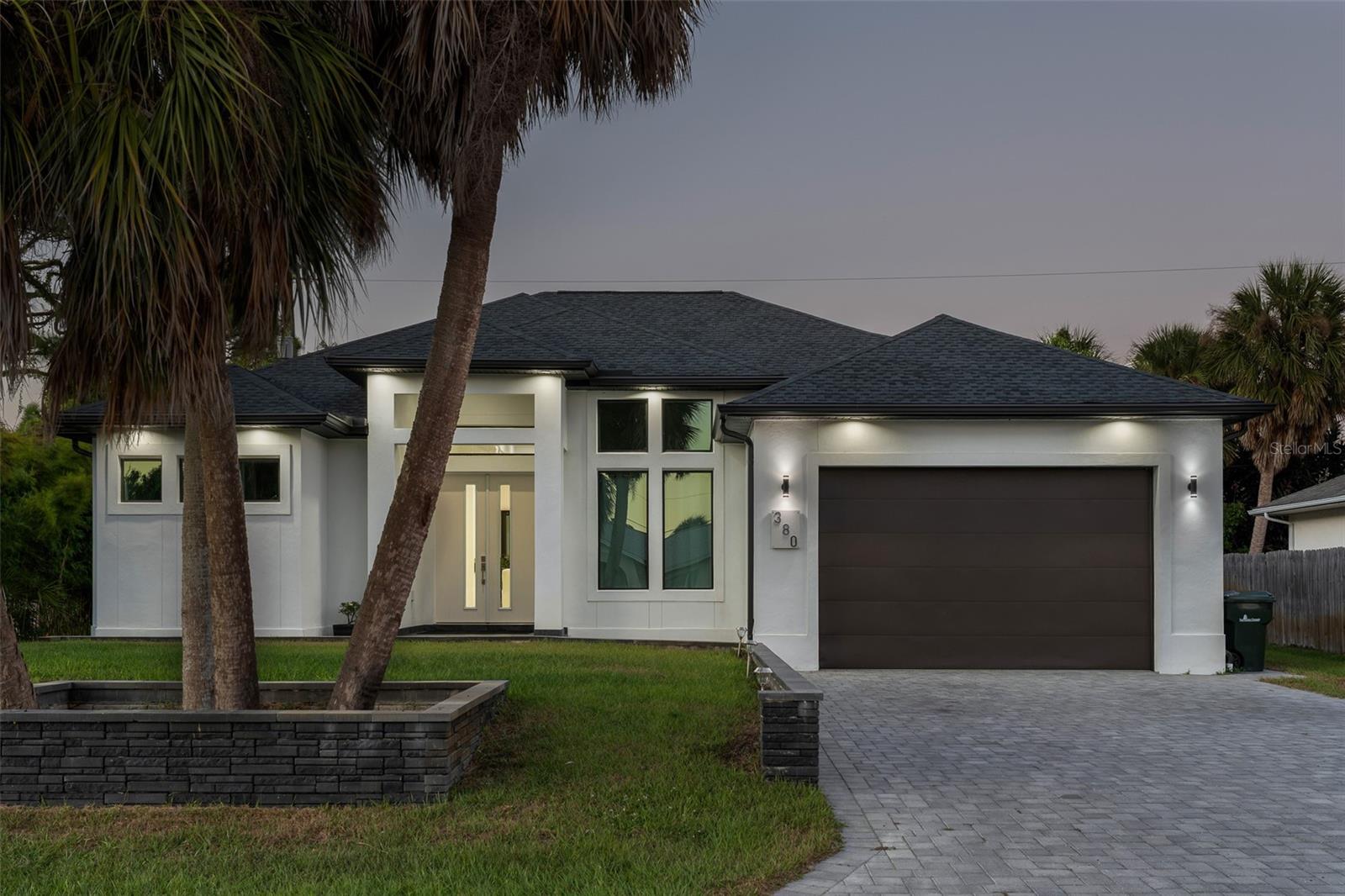 SOUTH VENICE - Residential