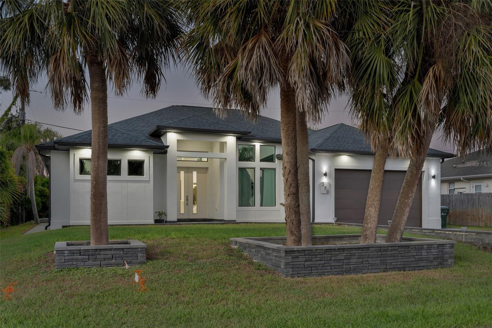 SOUTH VENICE - Residential