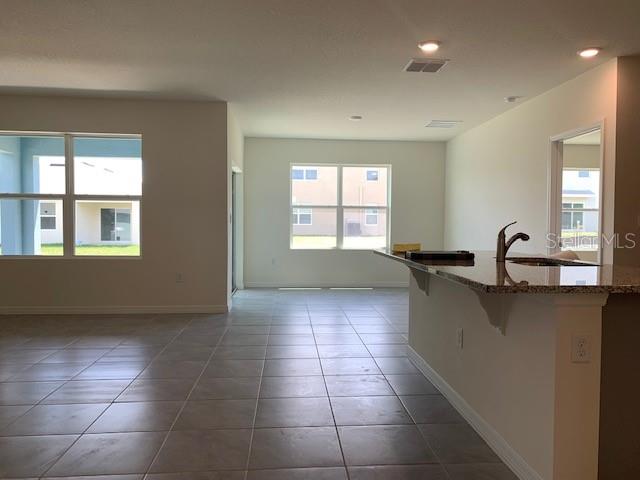 FOREST LAKE PH 1 - Residential Lease