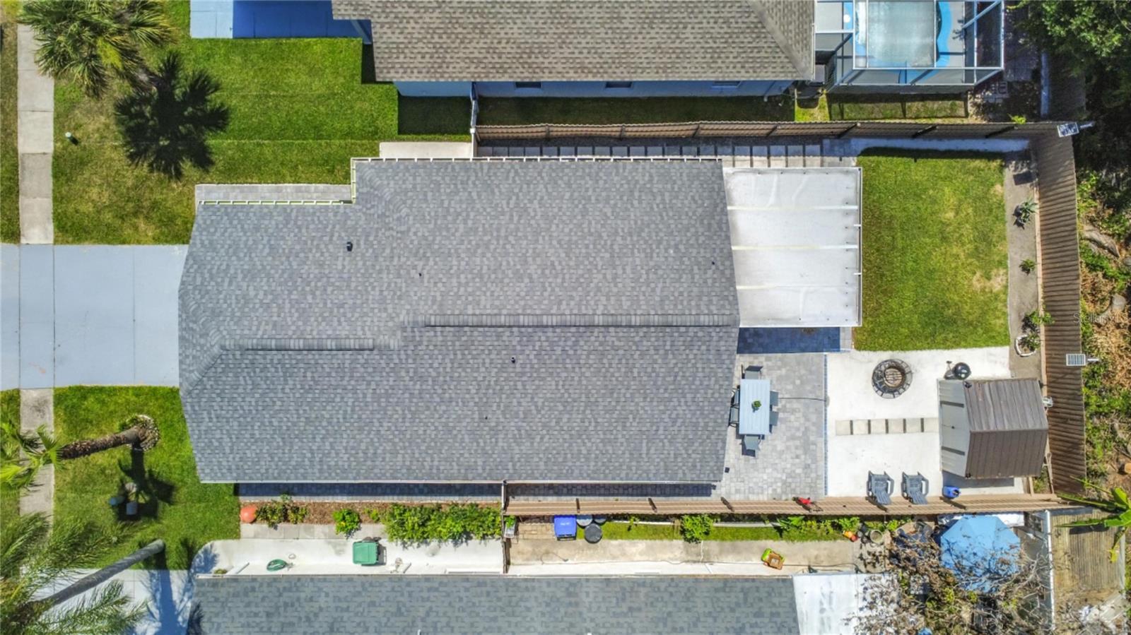 WHISPER LAKES - Residential