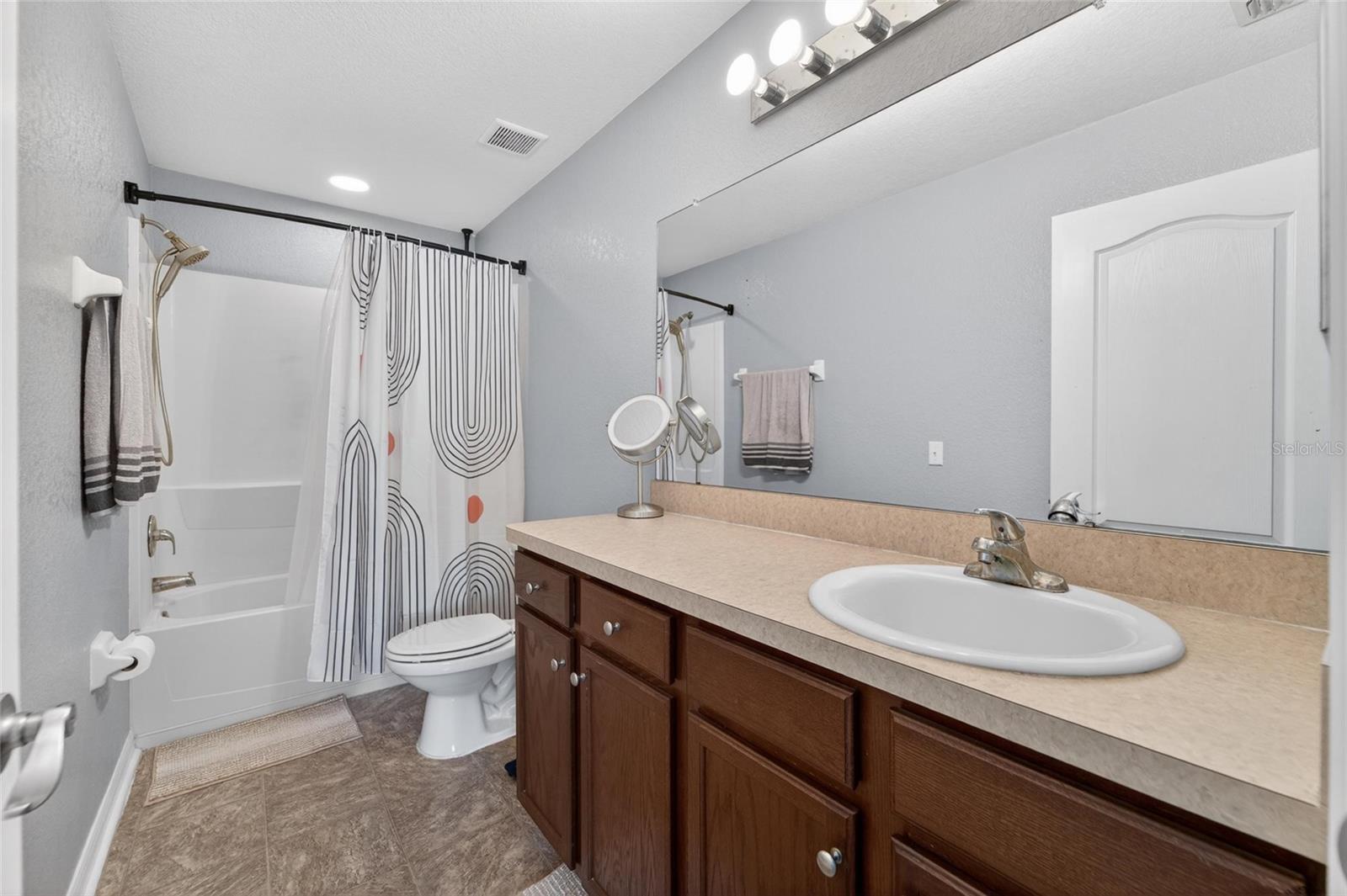 HUNTERS CROSSING PH 02 - Residential
