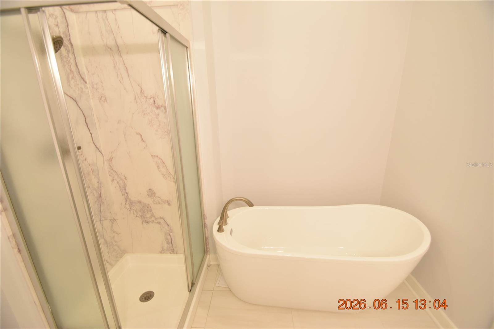 HUNTERS GREEN PRCL 18A PHAS - Residential Lease