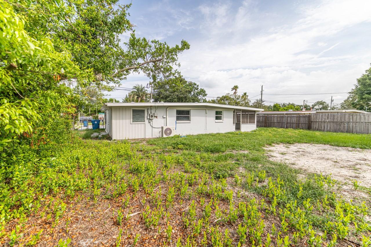 WEEKI WACHEE WOODLANDS - Residential