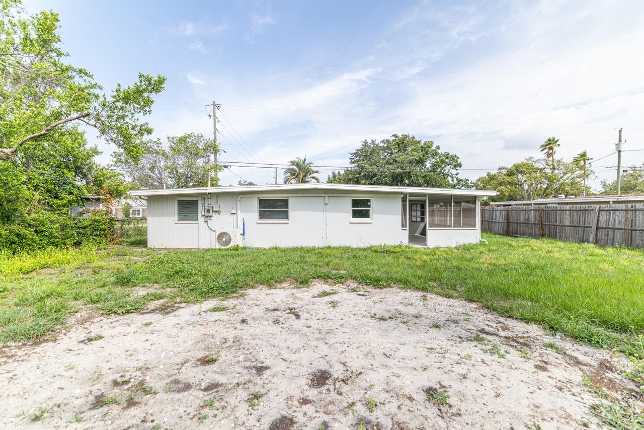 WEEKI WACHEE WOODLANDS - Residential