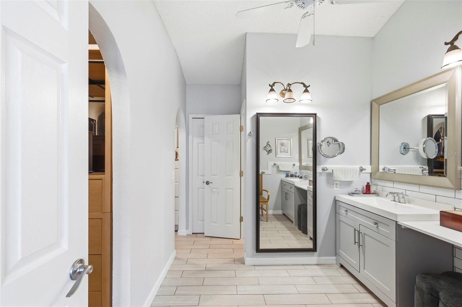 SPRING HILL - Residential