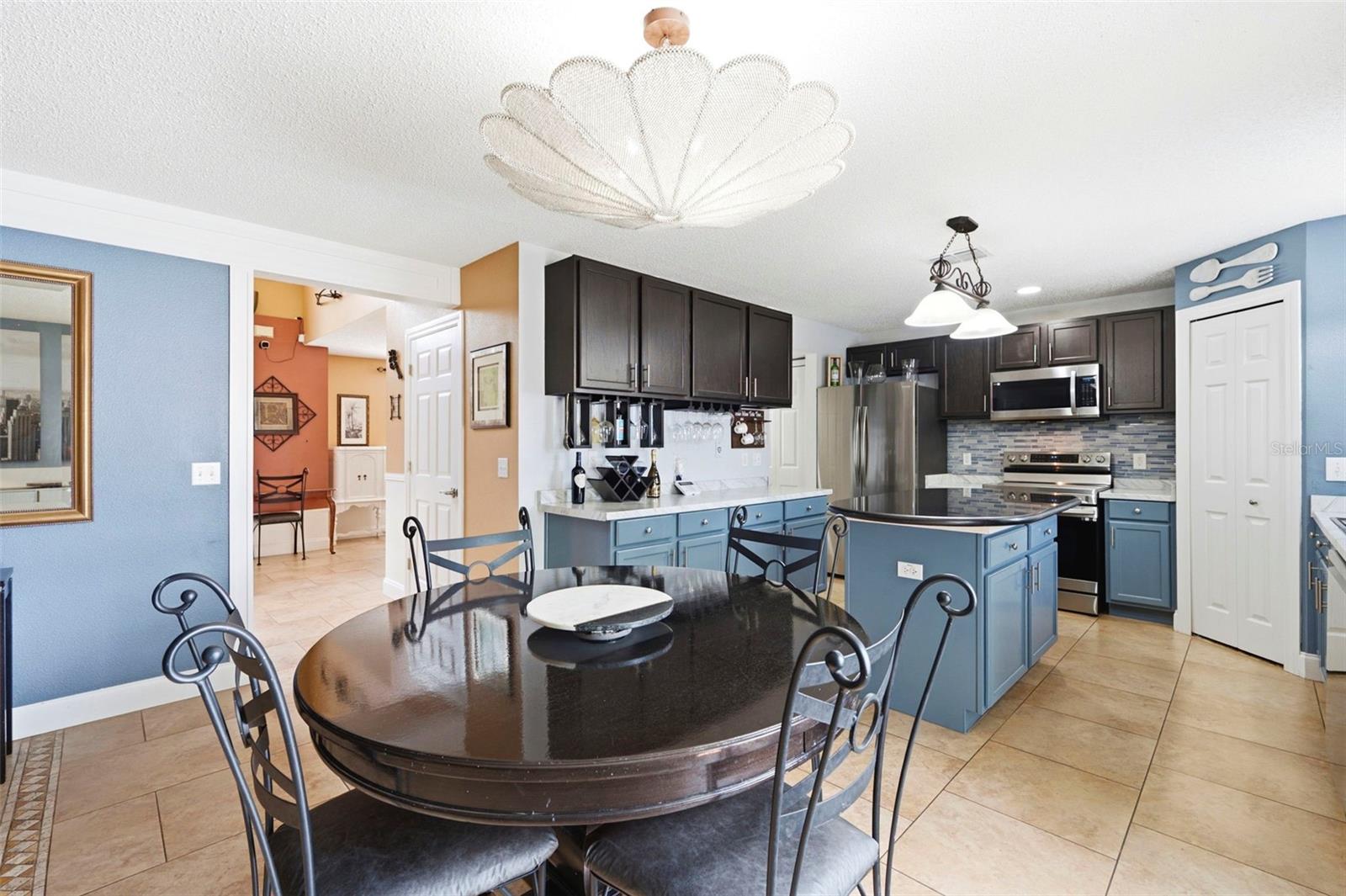 SPRING HILL - Residential
