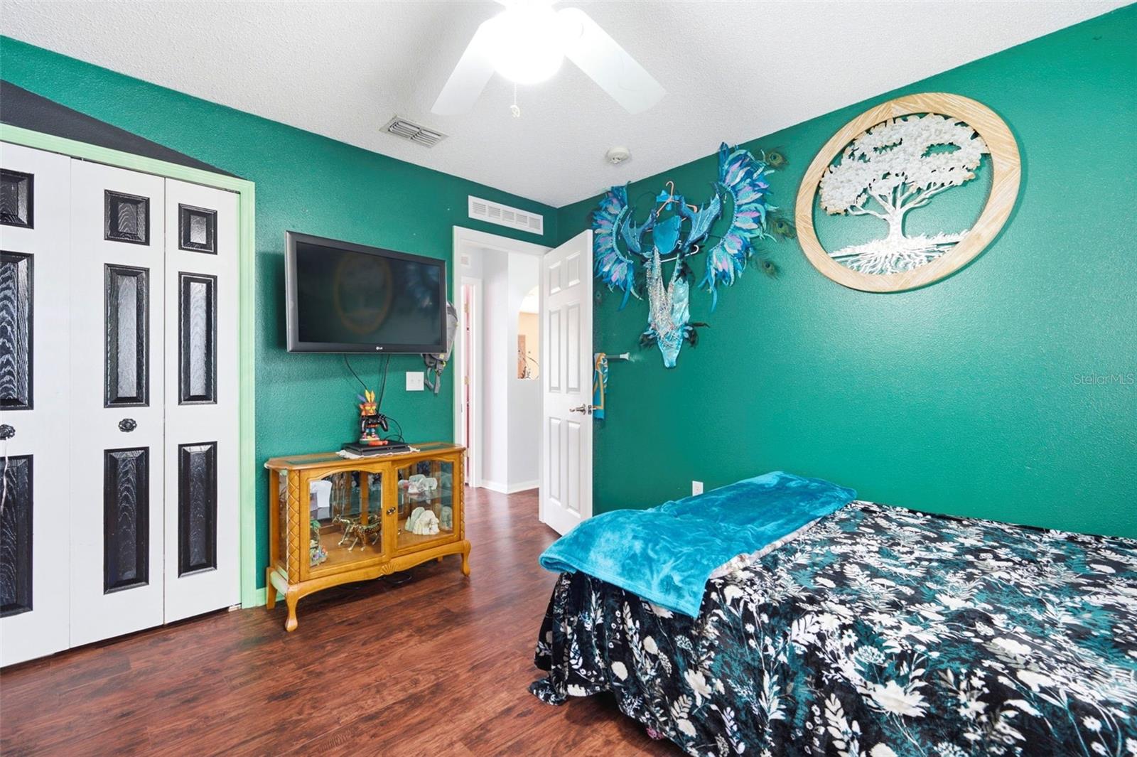 SPRING HILL - Residential