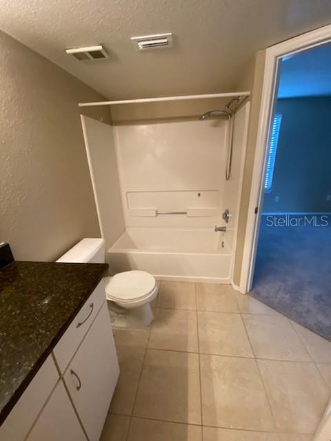 BELMONT/PK CENTRAL CONDO - Residential Lease
