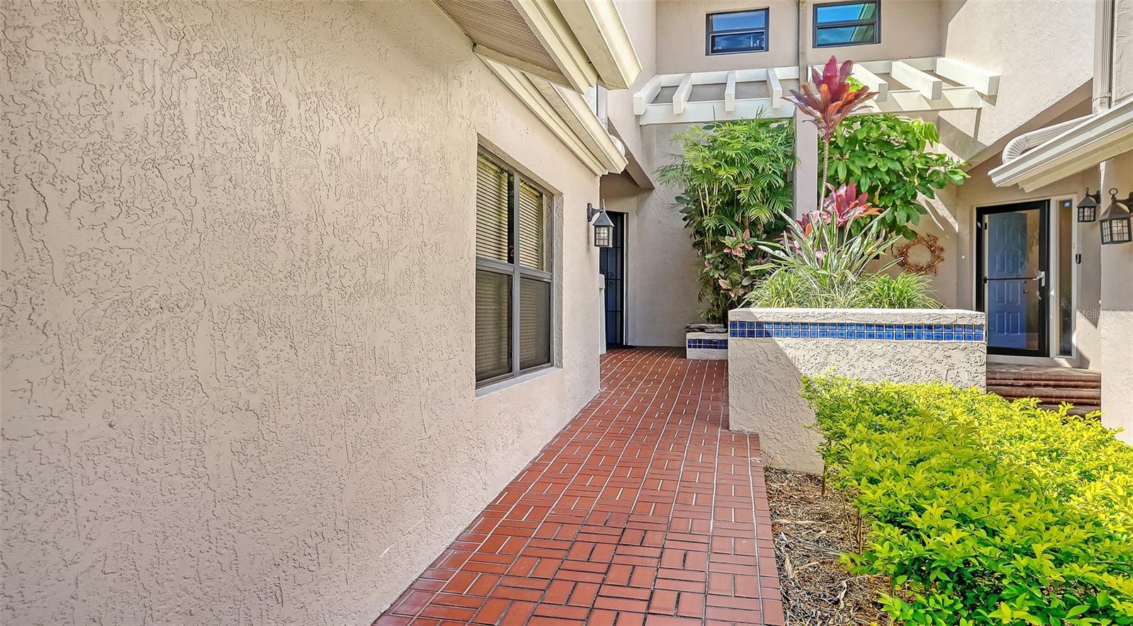 LANDINGS SOUTH IV - Residential