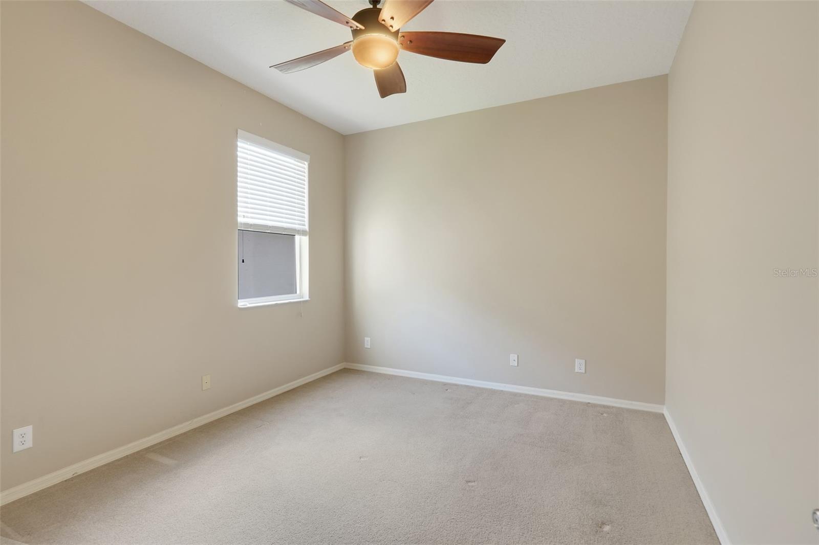 WINDSONG AT LEESBURG - Residential