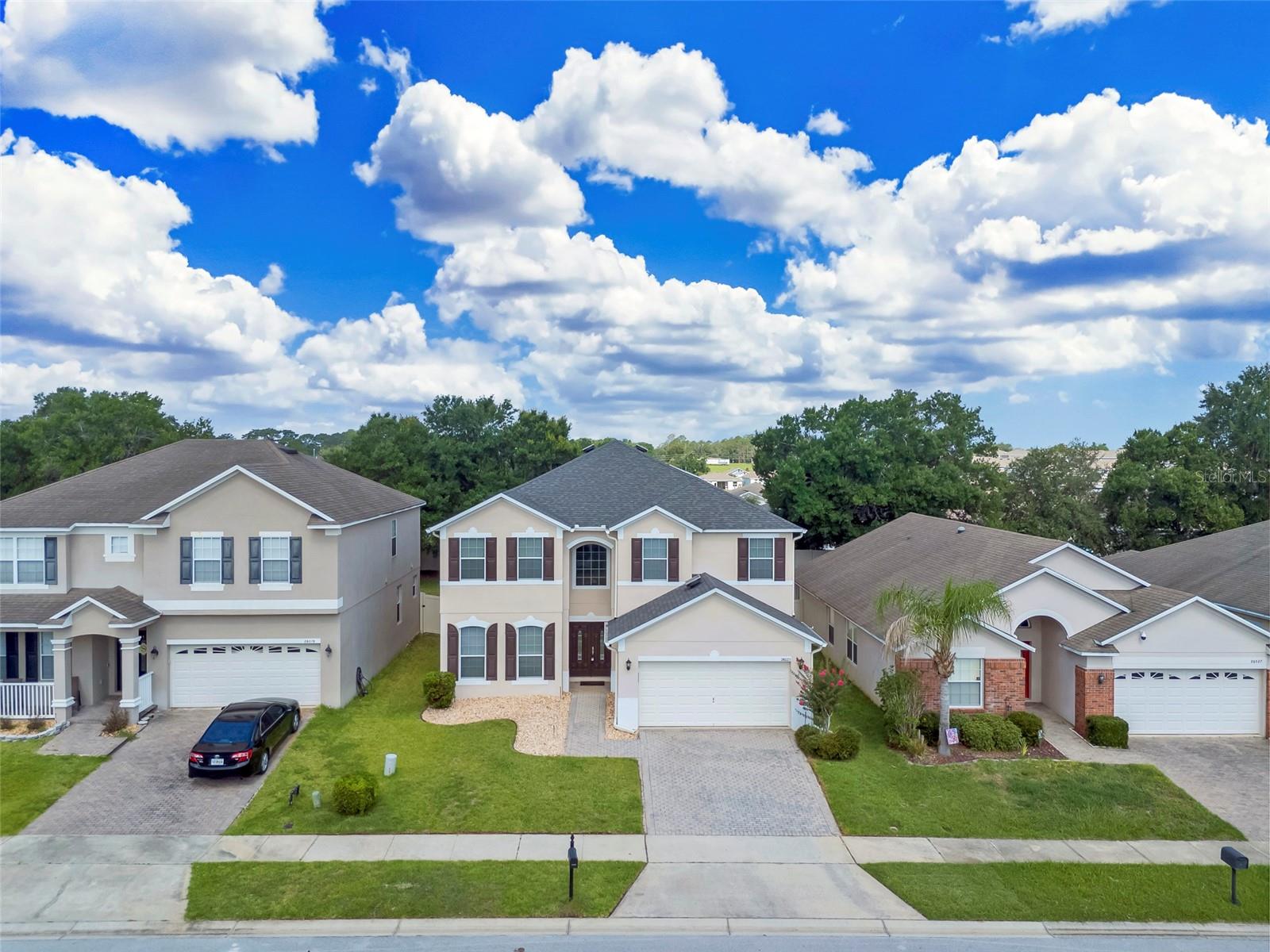 WINDSONG AT LEESBURG - Residential