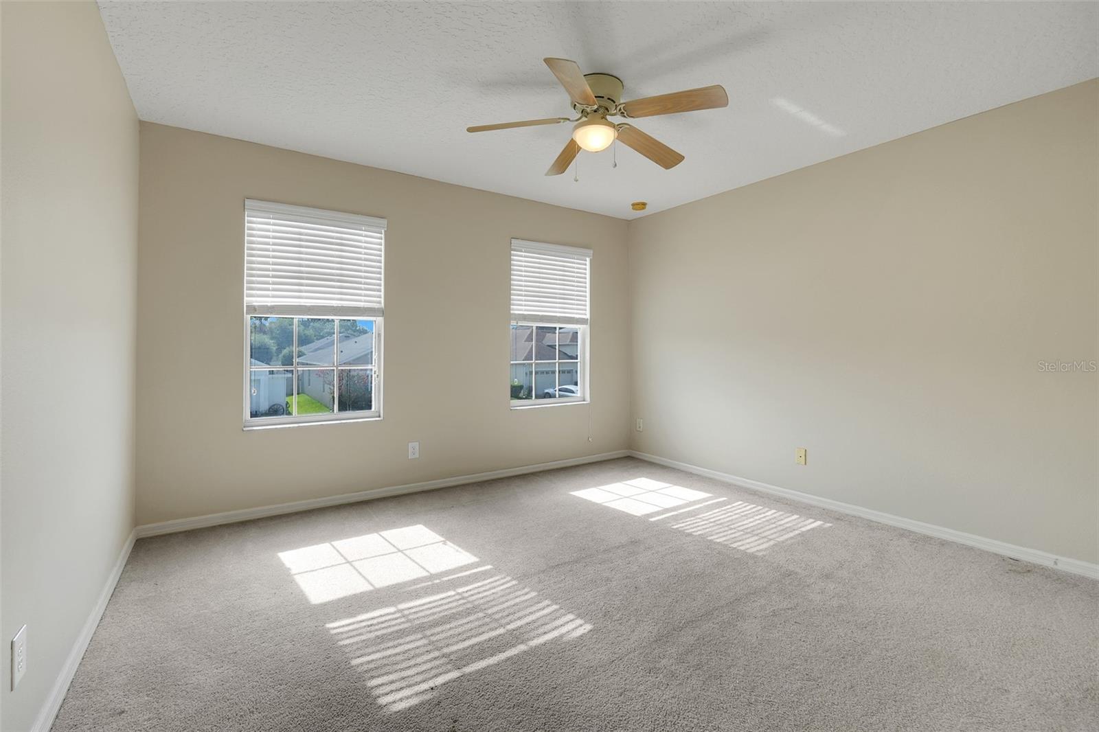 WINDSONG AT LEESBURG - Residential