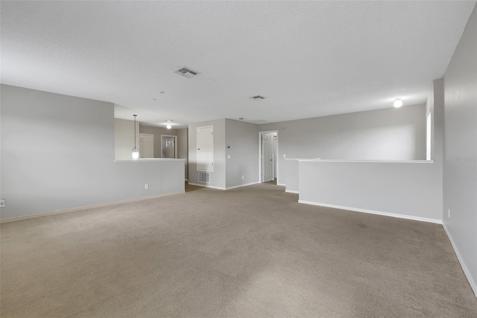 WINDSONG AT LEESBURG - Residential