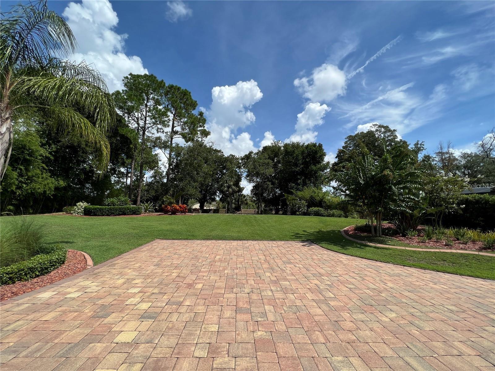 WATERSIDE - Residential